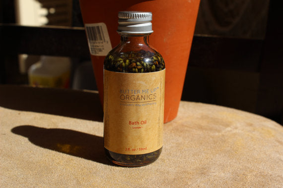 Lavender Bath Oil – Healing & Relaxing Aromatherapy Blend